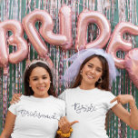 Camiseta Festa de solteira de Diamante de Script Moderno Br<br><div class="desc">O guião moderno levou-o com o diamante sobre o i para a festa de solteira. Pegue esta tenda para a noiva ser! A correspondência de camisas para as damas de honra com o diamante sobre a letra pode ser encontrada na minha loja,  PageCreativeDesigns.</div>