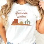 Camiseta Festa de solteira do Deserto do Cactus<br><div class="desc">Esta é uma festa de solteira do deserto que apresenta elementos do sudoeste e um rodeio com temas de fontes. Todas as fontes e cores são editáveis // Para itens correspondentes, visite a coleção "BETTY" na loja Atenciosamente by Nicole Zazzle. * Se você gosta deste design, mas não o vê...</div>