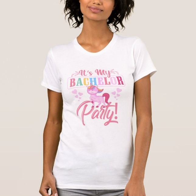 Camiseta Festa de Solteirão com Unicórnio Fofo (Frente)