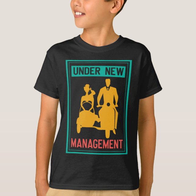 Camiseta Festa de Solteiro Casamento Sob Nova Administração (Frente)
