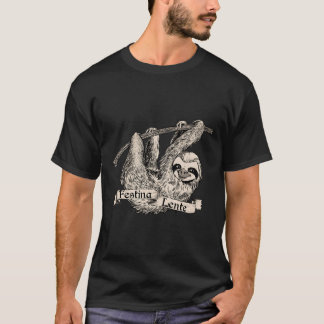 Camiseta Festina Lente Three Toed Sloth