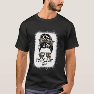Camiseta Fevereiro Menina Mensageira Pedra Bun Óculos Branq