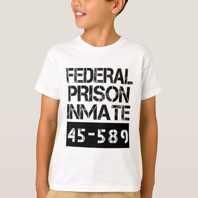 Camiseta Figurino da Prisão Federal de Halloween (Frente)