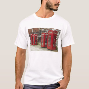 Camiseta Fila de cabines telefônicas na parte traseira do R