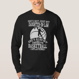 Camiseta Filha De Direito É Meu Jogador De Basquete Favorit