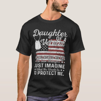 Camiseta Filha De Uma Família Militar Patriótica Veterana