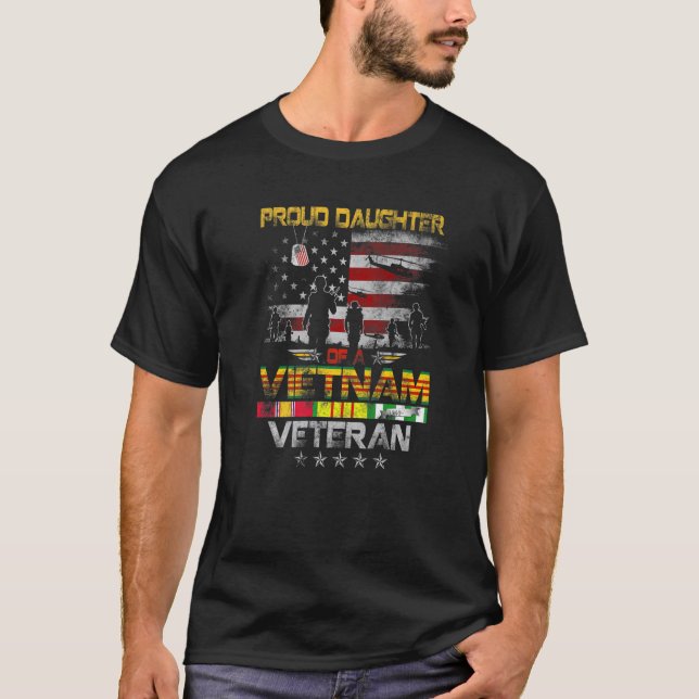 Camiseta Filha Orgulhosa De Bandeira Veterana Vietnã W (Frente)