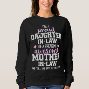 Camiseta Filha Orgulhosa De Uma Mãe Incrível E Louca