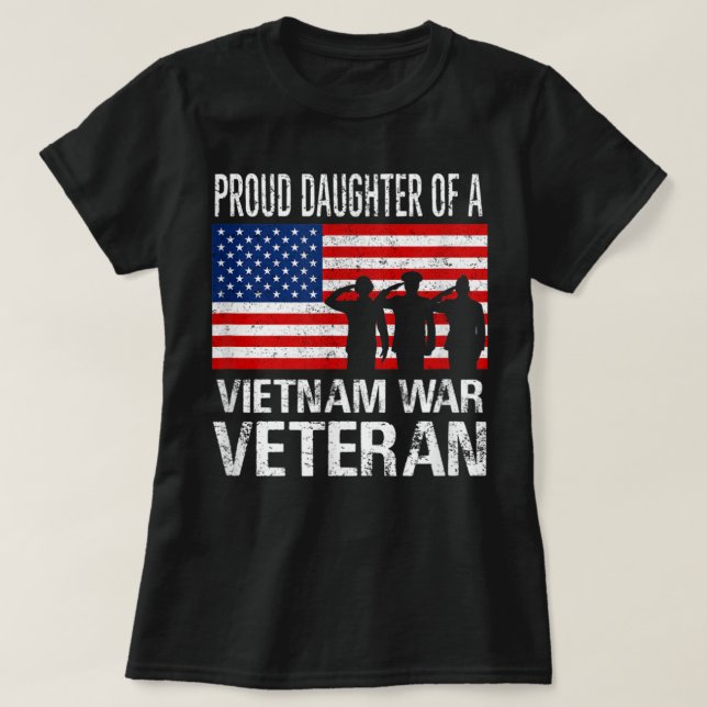 Camiseta Filha Orgulhosa Veterano da Guerra do Vietnã por M (Frente do Design)