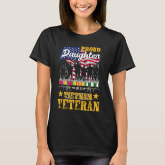 Camiseta Filha Orgulhosa Veterano da Guerra do Vietnã por M