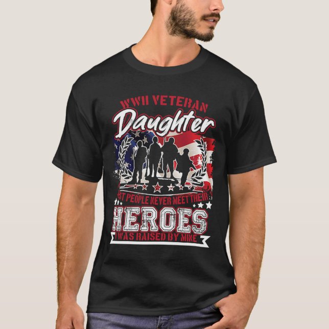 Camiseta Filha Veterana da WII A maioria das Pessoas nunca  (Frente)