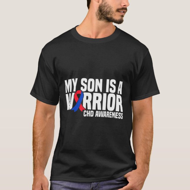 Camiseta Filho É Uma Doença Cardíaca Congênita Infantil Gue (Frente)