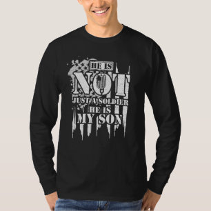 Camiseta Filho Ele Não É Apenas Um Soldado Ele É Meu Filho 