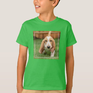 Camiseta Filhote de Basset Hound Caminhando