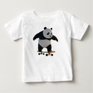 Camiseta Filhote de Panda Andando de Skate na Calçada