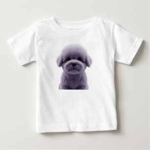 Camiseta Filhote roxo fofinho e felpudo isolado
