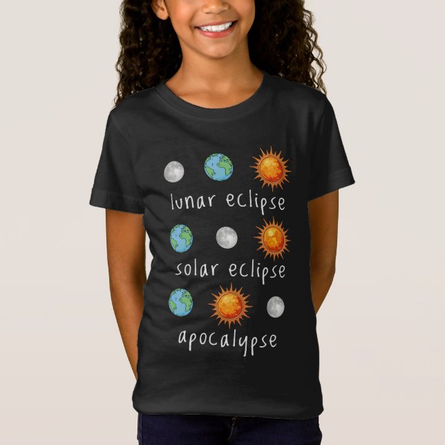 Camiseta Fim do Mundo Divertido Eclipse Lunar Solar (Frente)