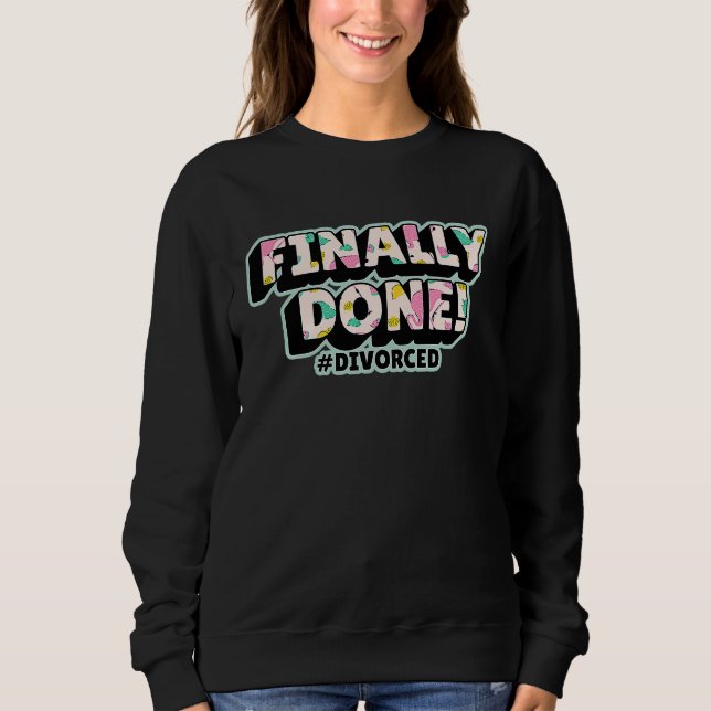 Camiseta Finalmente Divorciado Separado Legamente Divórcio (Frente)