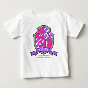 Camiseta Finley name significa unicórnio princesa letra F