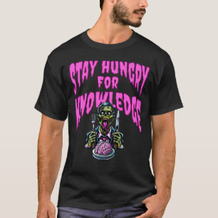 Camiseta Fique atento ao conhecimento - citação do Zombie