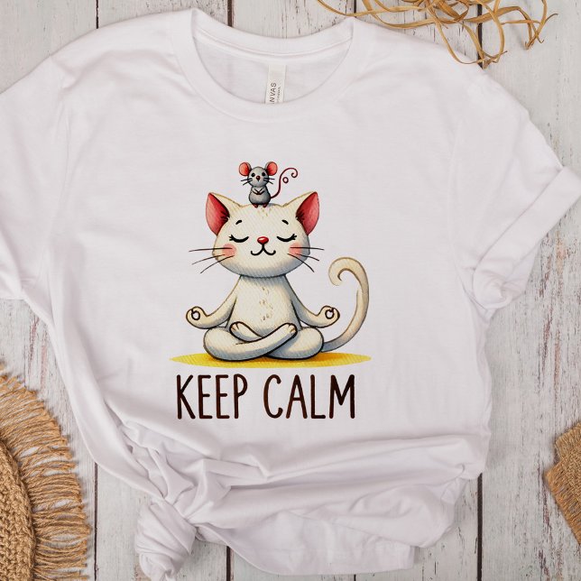 Camiseta "Fique Calmo" Adolescentes Engraçados ("Keep Calm" Funny Cat Lovers Tri-Blend Shirt on a desk with boho decoration)