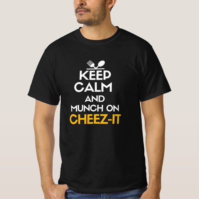 Camiseta Fique calmo e engata em cheez-it (Frente)