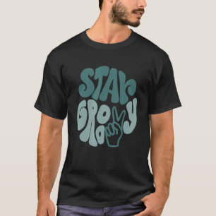 Camiseta Fique Groovy Sinal de Paz Amor Retro 60S 70S 80S C