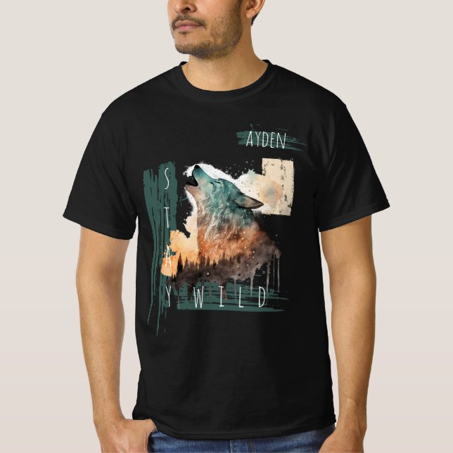 Camiseta "Fique Selvagem" Lobo Uivando Personalizável   (Frente)