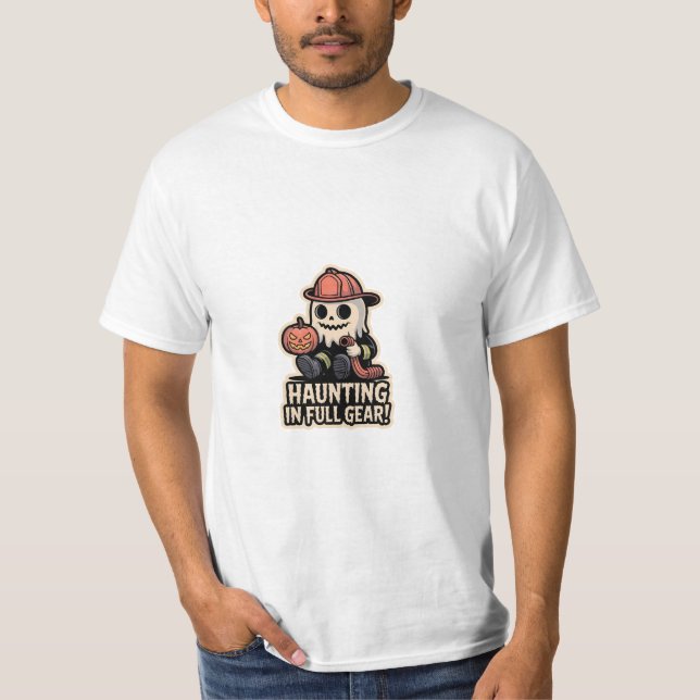 Camiseta Firefighter Boo – Spooky Cute Halloween Ghost (Frente)
