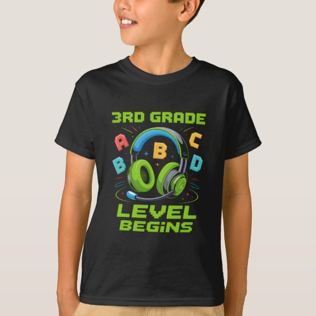 Camiseta First Day Of 3rd Grade Level Begins Shirt Gamer Bo (Frente)