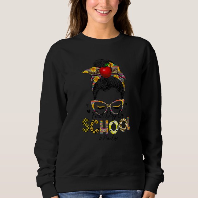Camiseta First Day Of School Paraprofessional Life Leopard  (Frente)