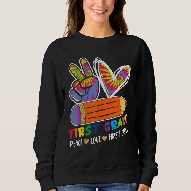 Camiseta First Grade Teacher Student Peace Love Back to Sch (Frente)