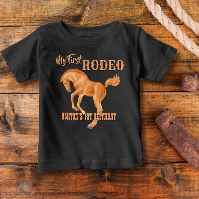 Camiseta First rodeo cowboy birthday personalized (Criador carregado)