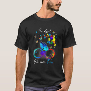 Camiseta Fita de Borboleta Em Abril Usamos Azul Conscientiz