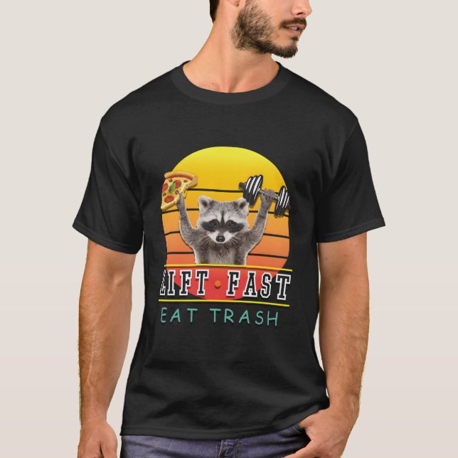 Camiseta Fitness Lift Fast Eat Trash Raccoon Pizza (Frente)