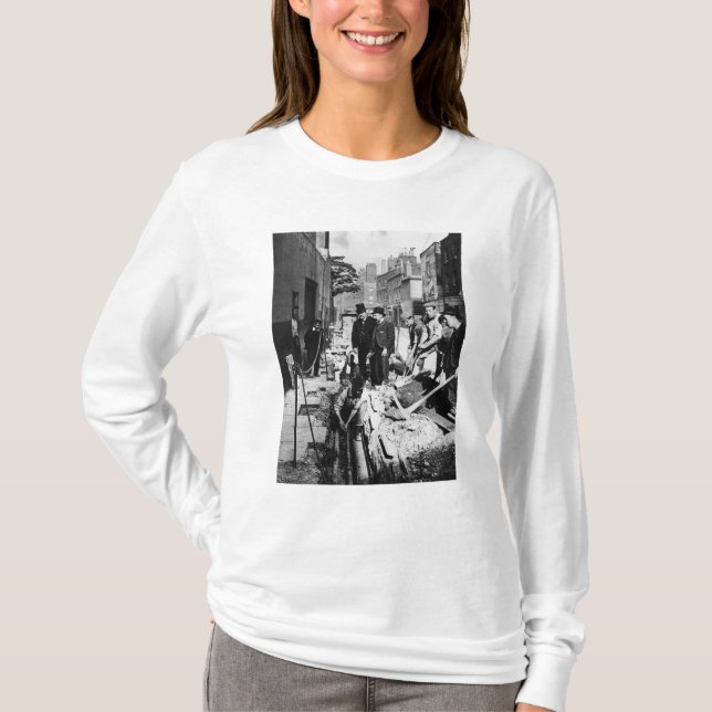 Camiseta Fixando uma tubulação (Frente)