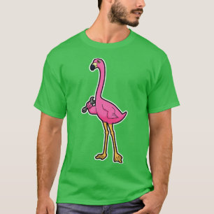 Camiseta Flamingo como mecânico com chave inglesa