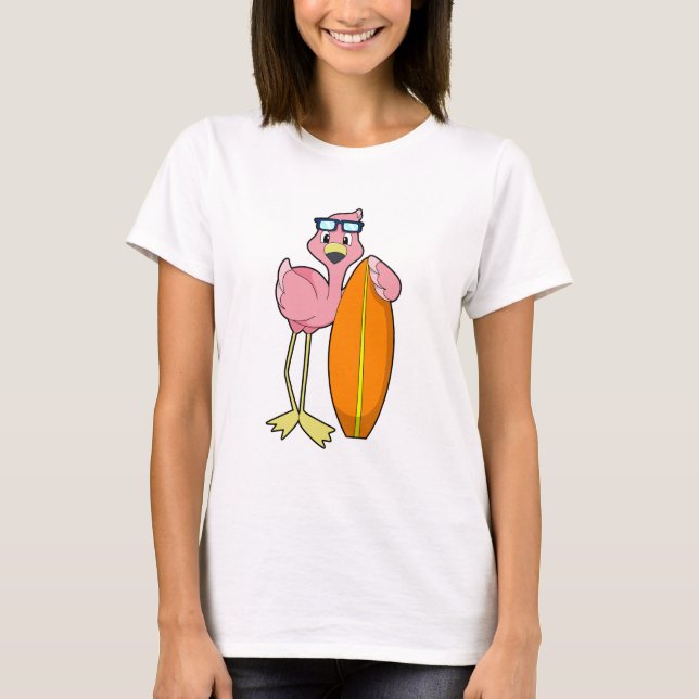 Camiseta Flamingo como Surfer com Surfboard.PNG (Frente)