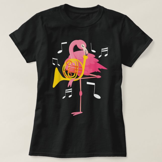 Camiseta Flamingo Jogando Horno Francês Hornista Francesa (Frente do Design)