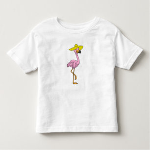 Camiseta Flamingo na praia com chapéu