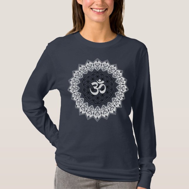 Camiseta Flor da mandala da Capa longa das mulheres de OM (Frente)