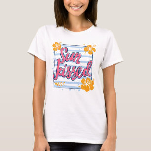 Camiseta Flor de Hibisco Tropical Beijada pelo Sol Retro Ve