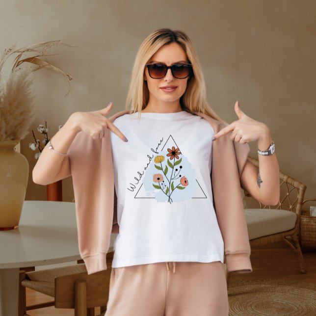 Camiseta Flor selvagem (Criador carregado)
