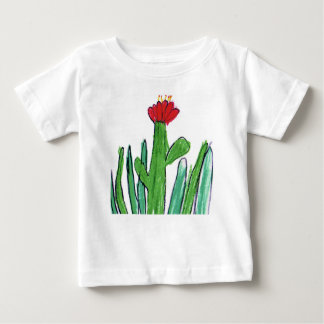 Camiseta Flor vermelha na grama