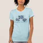 Camiseta Floral azul de Hanukkah do azevinho havaiano<br><div class="desc">Hau'oli Hanukaha é Hawai'ian para Hanukkah feliz! Esta ilustração apresenta uma interpretação tropical do azevinho em cores de Hanukkah e em inclinações subtis. A rotulação é espanada com neve para uma surpresa adicionada. O gráfico principal está na parte dianteira, quando houver um gráfico pequeno do companheiro na parte de trás...</div>