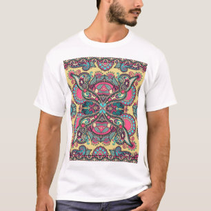 Camiseta Floral Paisley Bandanna: Tradicional Ornamental