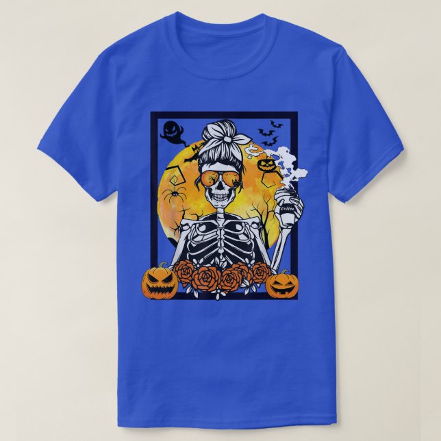 Camiseta Floral Pumpkin Skeleton Messaging Bun Bebendo Café (Frente do Design)