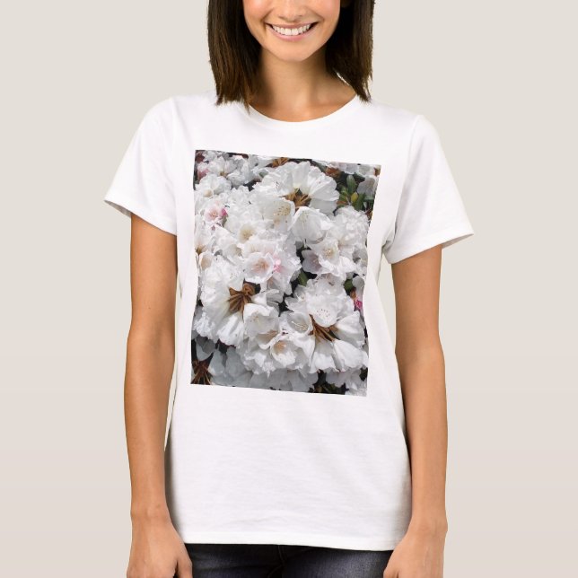 Camiseta Flores brancas (Frente)