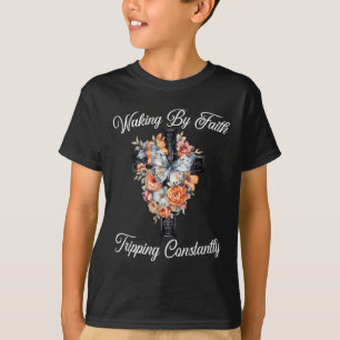Camiseta Flores Da Cruz Cristã Caminhando Por Viagem De Fé