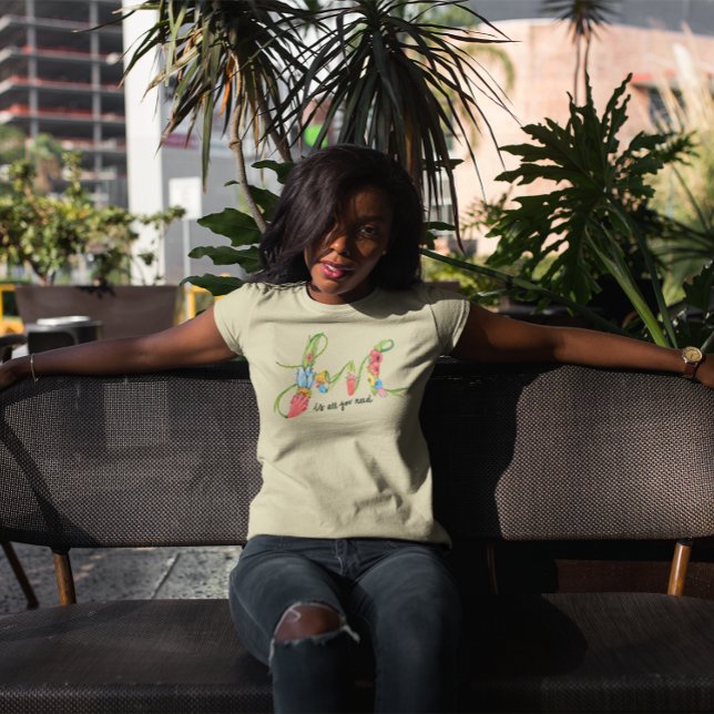 Camiseta Flores De Amor Tudo O Que Você Precisa (Criador carregado)